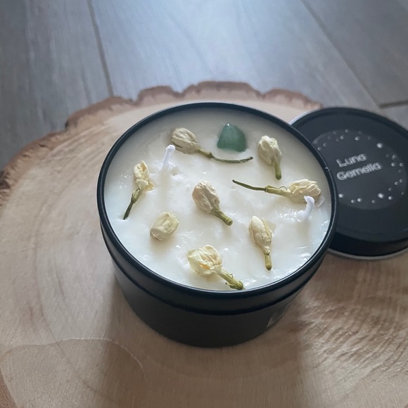 *Queen Magic* 4oz Soy Wax Candle - Picture 2 of 6